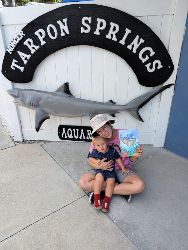 Woman and child at Tarpon Springs Aquarium.